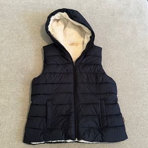 Hollister fleece lined vest with hood new without tags